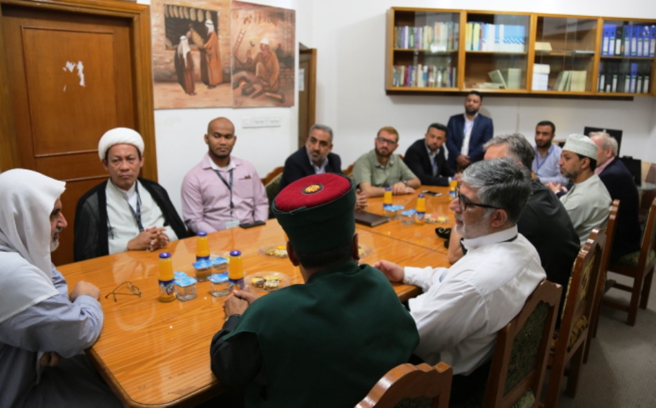مركز تراث كربلاء يستقبل وفود  مهرجان ربيع الشهادة الثقافي العالمي