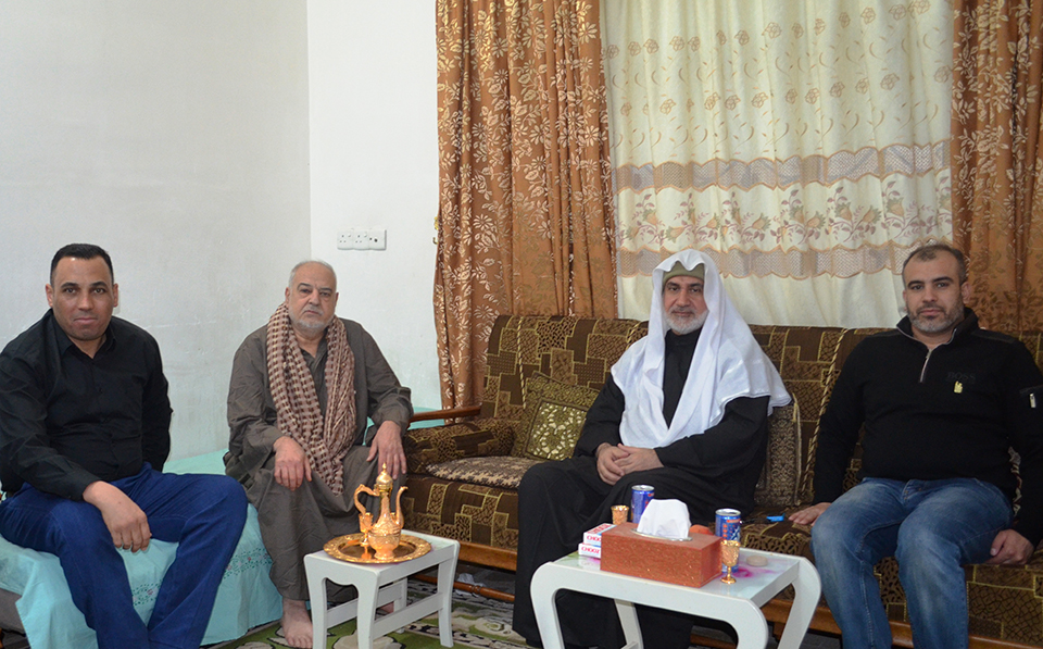 وفدٌ من مركز تراث كربلاء يزور عميد كلية التربية للعلوم الإنسانية الاستاذ الدكتور فاروق الحبوبي