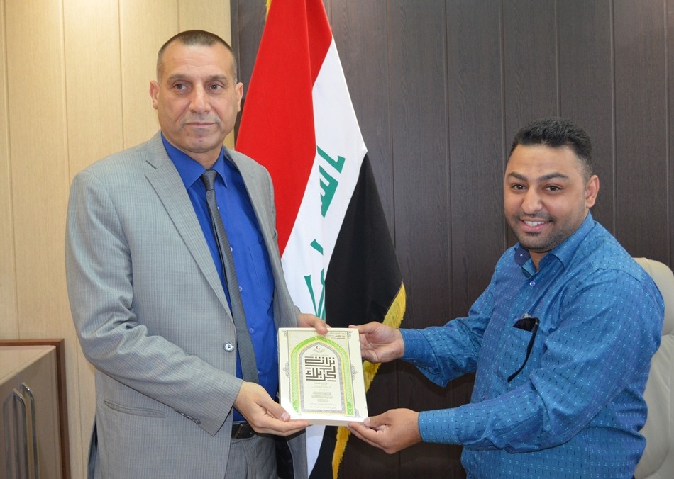 وفد مركز تراث كربلاء يزور جامعة بغداد و الجامعة المستنصرية من اجل إهداءهم  العدد الأول/ المجلد الثالث/ للسنة الثالثة من مجلة تراث كربلاء الفصلية المحكمة.