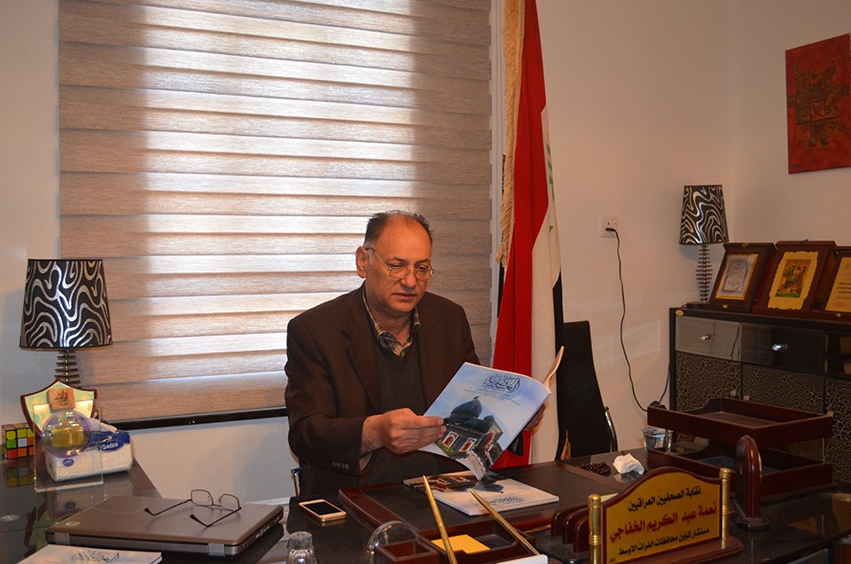 وفد مركز تراث كربلاء يزور نقيب الصحفيين العراقيين فرع كربلاء