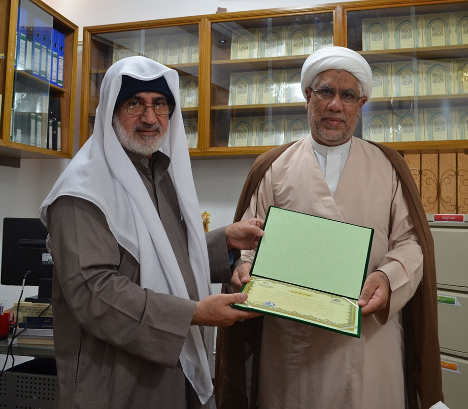 الشيخ الدكتورعبد الله اليوسف في رحاب مركز تراث كربلاء