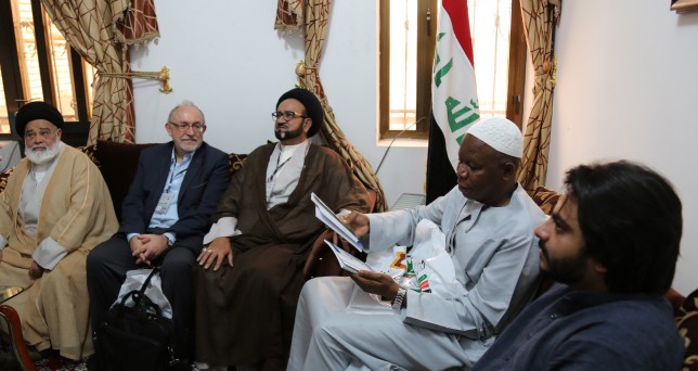 وفدٌ من ضيوف مهرجان ربيع الشهادة الثقافي العالمي الثالث عشر يزور مركز تراث كربلاء