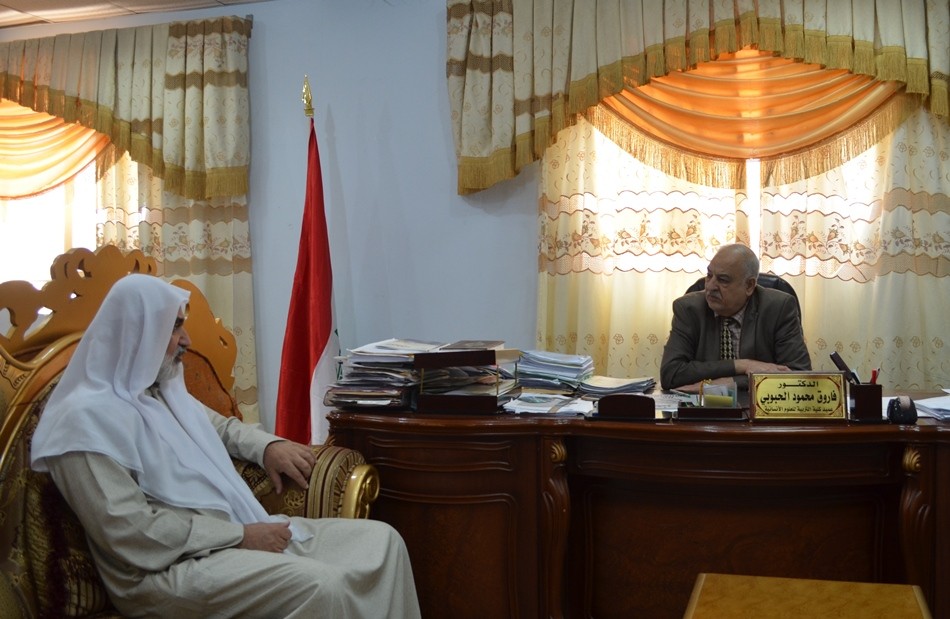 وفد من مركز تراث كربلاء يزور كلية التربية للعلوم الانسانية