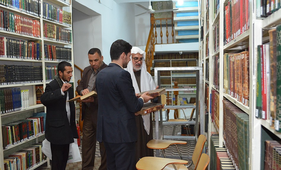 وفدٌ من مركز تراث كربلاء يزور مؤسسة كاشف الغطاء العامة