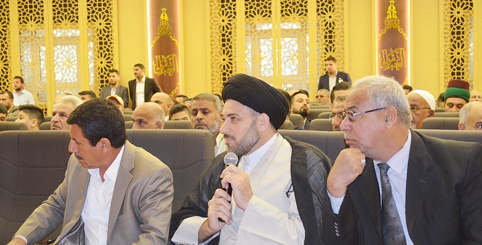 بحُضورِ الأمينِ العامِ للعَتَبة العبَّاسيَّة المُقدّسَةِ مركزُ تُراثِ كربَلاء يُقيمُ ندوةً بحثيَّةً موسَّعةً بالتَّعاونِ مع جامِعةِ الكوُفَة