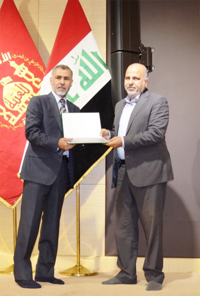 بحُضورِ الأمينِ العامِ للعَتَبة العبَّاسيَّة المُقدّسَةِ مركزُ تُراثِ كربَلاء يُقيمُ ندوةً بحثيَّةً موسَّعةً بالتَّعاونِ مع جامِعةِ الكوُفَة