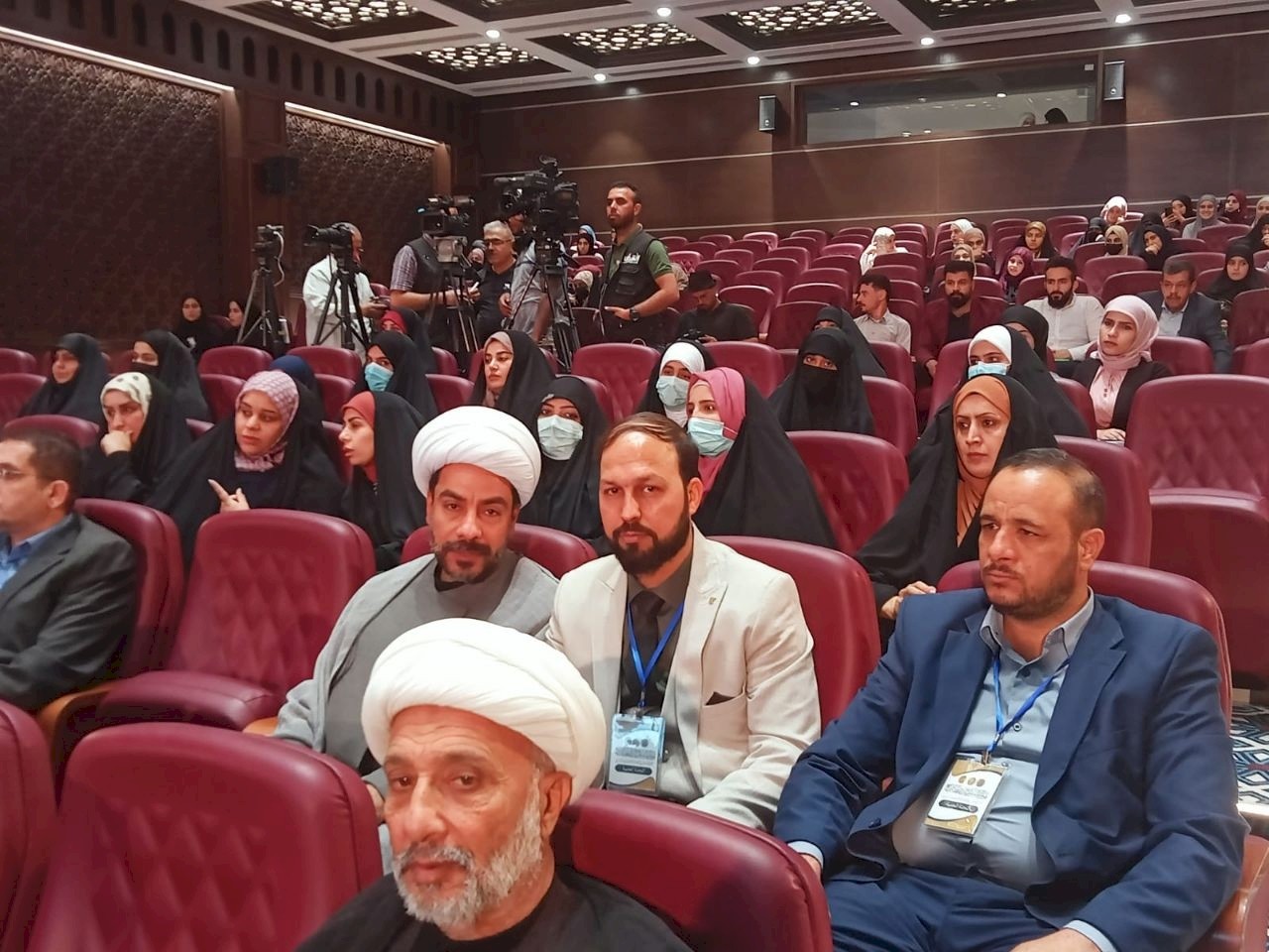 مُديرُ مركز تُراثِ كربَلاء يترأسُ وفداً لحضورِ مؤتمر الإمام الحُسين الدوليّ الرّابع