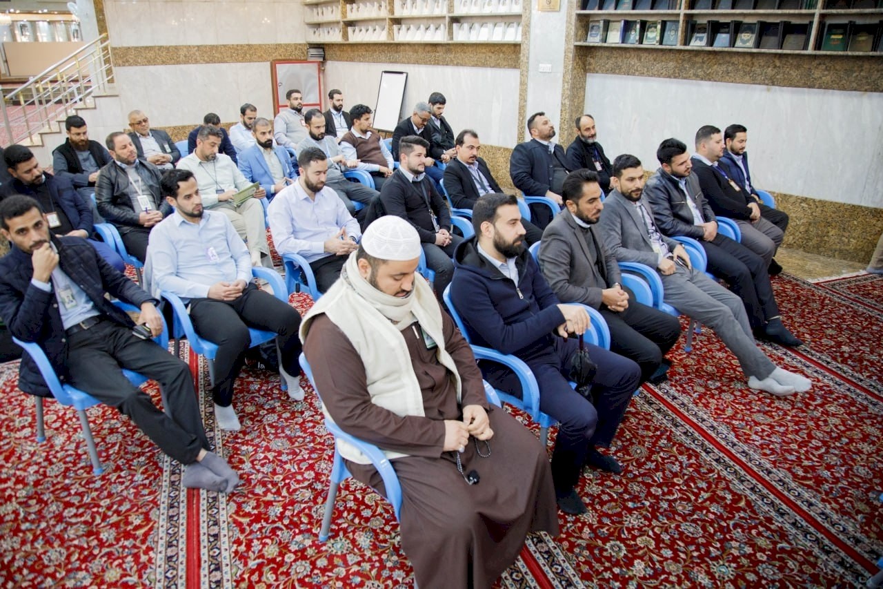 في اجتماعٍ ضمَّ مُنتسبي قسم المعارِف.. الشّيخُ الهلاليّ: أبوابُ رئاسةِ القسمِ مفتوحةٌ للجميع دونَ استثناءٍ