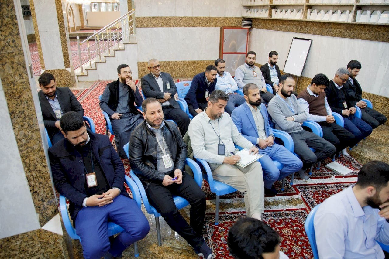 في اجتماعٍ ضمَّ مُنتسبي قسم المعارِف.. الشّيخُ الهلاليّ: أبوابُ رئاسةِ القسمِ مفتوحةٌ للجميع دونَ استثناءٍ