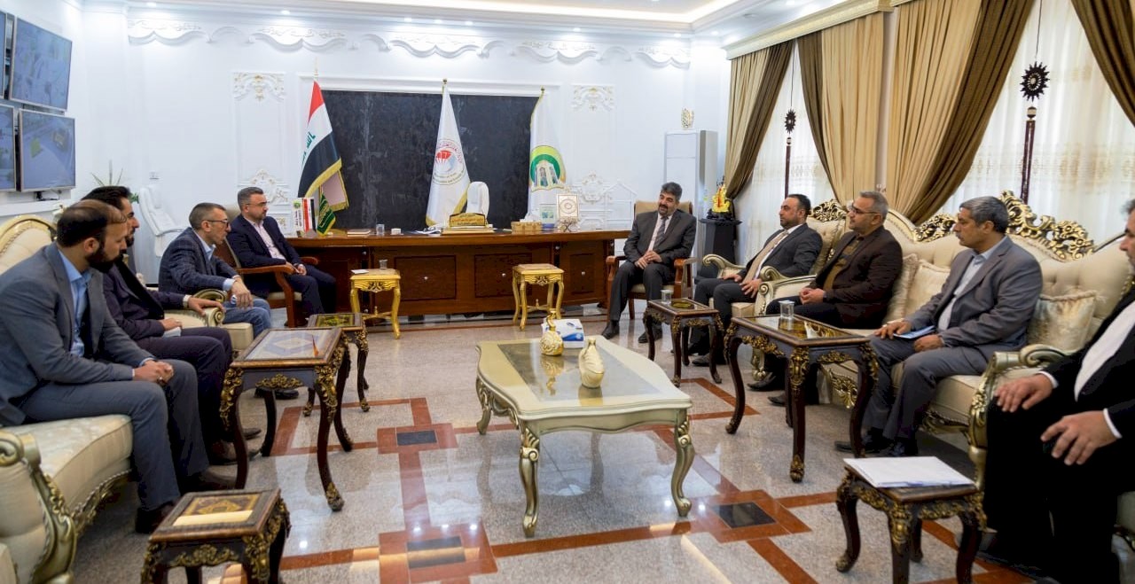 لدَعوةِ أساتذتِها للمُشاركةِ في مؤتمرِهِ العِلميِّ الدوليِّ الثّاني.. وفدٌ مِن مركزِ تُراثِ كربَلاء يزورُ جامعةَ واسِط