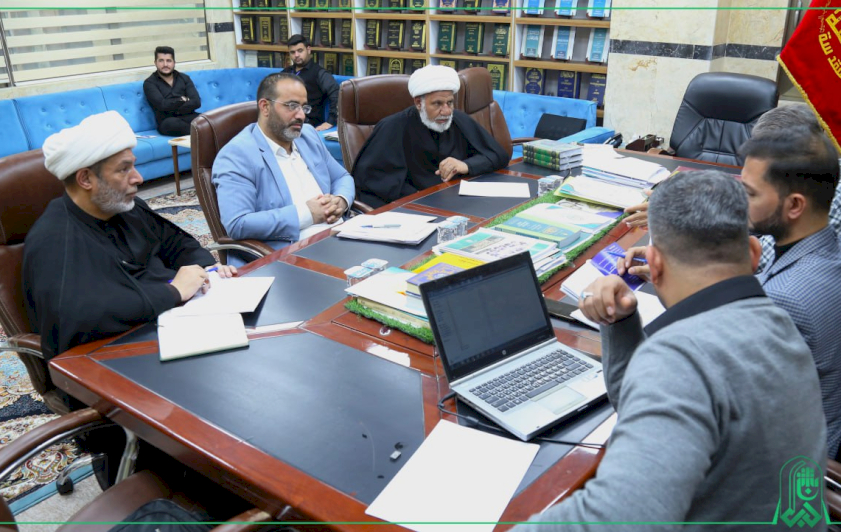قسم المعارف يعقد اجتماعاً مع اللجنة الخاصة بمؤتمر الامام الكاظم (عليه السلام)