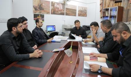 وفدٌ من مركز كربلاء للدراسات والبحوث التابع للعتبة الحسينية المقدسة يزور مركزَ تراث كربلاء