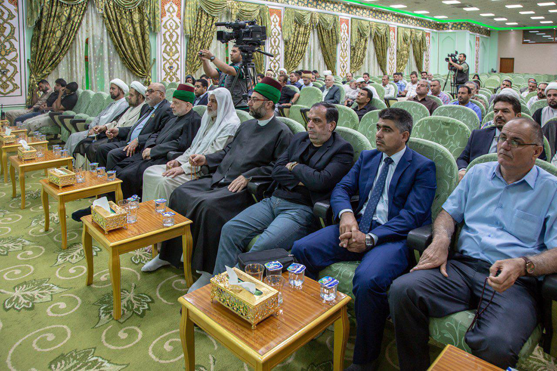 مدير مركز تراث كربلاء يحضر الندوة العلمية التي أقامها مجمع الإمام الحسين العلمي لتحقيق تراث أهل البيت (عليه السلام)
