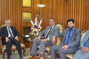 وزير التعليم العالي والبحث العلمي يستقبل وفداً من مركز تراث كربلاء