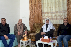 وفدٌ من مركز تراث كربلاء يزور عميد كلية التربية للعلوم الإنسانية الاستاذ الدكتور فاروق الحبوبي