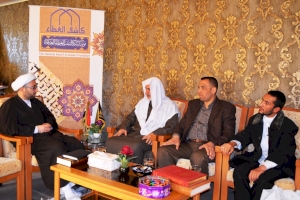 وفدٌ من مركز تراث كربلاء يزور مؤسسة كاشف الغطاء العامة