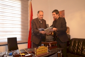 وفد مركز تراث كربلاء يزور نقيب الصحفيين العراقيين فرع كربلاء