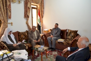 وفد مركز إحياء التراث العلمي والعربي يزور مركز تراث كربلاء