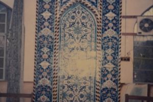 محراب مسجد شاطئ الفرات - المصور: اعلام مركز تراث كربلاء