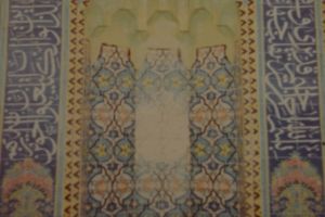 محراب مسجد السيد علي نقي - المصور: علام مركز تراث كربلاء