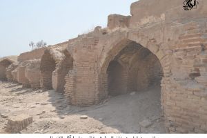 جانب من اواوين خان العطيشي تظهر عليها آثار الاهمال -