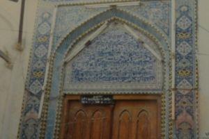 باب مسجد السيد علي نقي - المصور:اعلام مركز تراث كربلاء