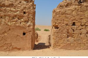 احد الابواب الجانبية لكنيسة الاقيصر - اعلام مركز تراث كربلاء