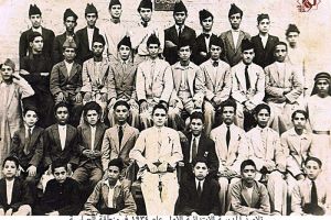 تلاميذ المدرسة الإبتدائية الأولى عام 1934 في منطقة العباسية -