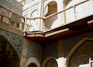ماذا تعرف عن مدرسة البقعة الدينية في كربلاء