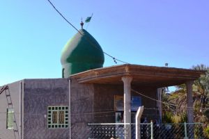 مرقد السيد عبد الله -عليه السلام-   موقِعُهُ ونسبُهُ