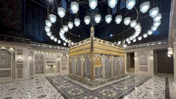 مسجد الإمام الحسين -عليه السّلام- مسجدٌ دينيّ وتاريخيّ شهير